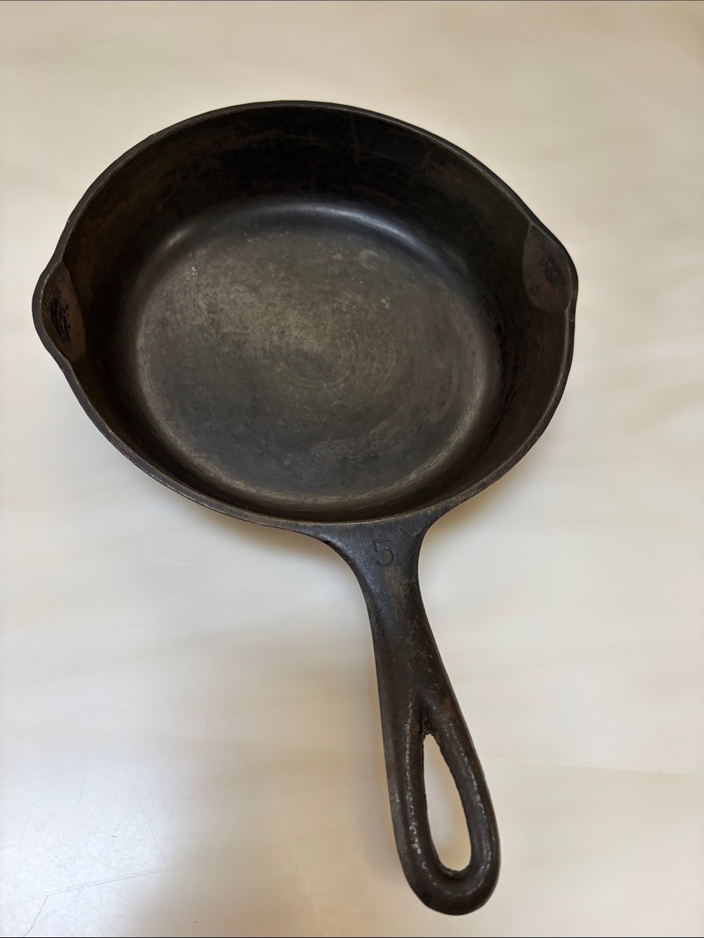 Wagner Ware Black Cast Iron 8” Skillet -0-